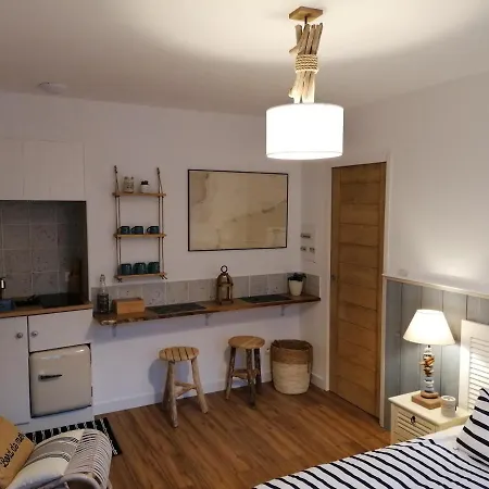 Les Deux Vagues Sangatte