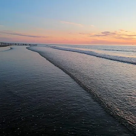 Les Deux Vagues 3* Sangatte